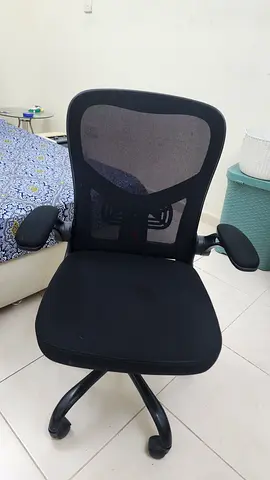 Study chair ,alomost new