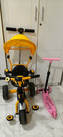 Yellow three-wheel kids scooter + Free pink kickboard- light use