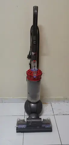 Dyson Light Ball Multifloor+ Vacuum cleaner
