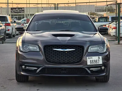 كرايسلر هيمي 2018 مواصفات امريكية 5.7 فل اوبشن 8 سلندر بحالة جيدة