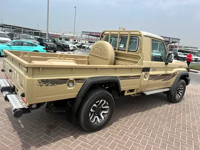 2026 Toyota LAND CRUISER 70 SERIES — фото 5
