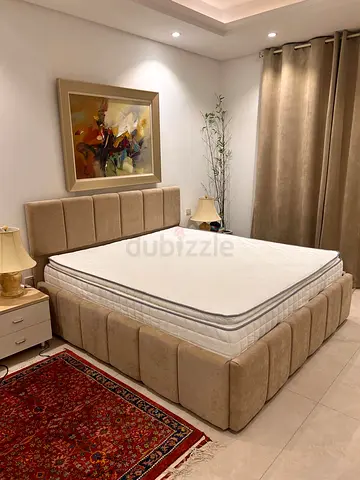 Elegant Modern Design Fully Custom Made King Size Brand New Bedframe  1199