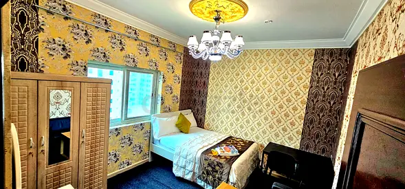 STANDARD PRIVATE ROOM / WASHROOM SHARE