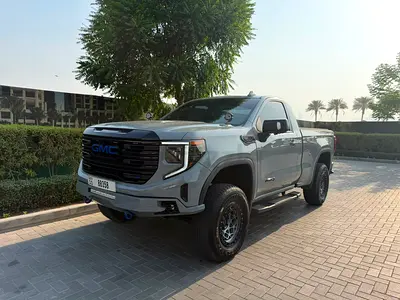 GMC Sierra 1500 AT4 2024 GCC Specs v8-5.3L