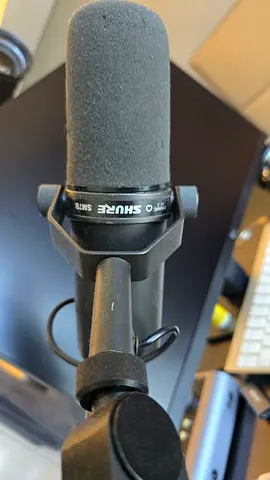 Shure SM7B Dynamic Vocal Microphone