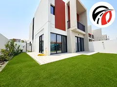 Single Row || Park Facing || Multiple Cheque Options