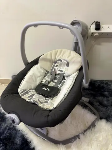 Baby swing