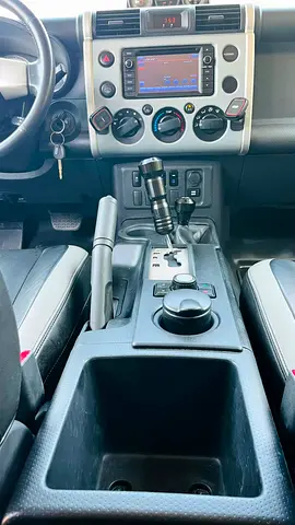 2017 Toyota FJ CRUISER photo 15