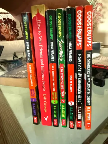 Goosebumps collection (R.L. Stine) + How to Win Friends and Influence People
