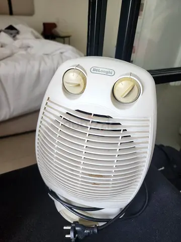De'Longhi portable fan heater - small space electric heater