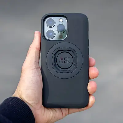 iPhone 15 pro Max quadlock
