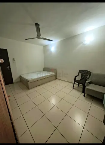 FURNISHED ROOM AVAILABLE ONLY FOR KERALITE/TAMIL COUPLE NEAR KARAMA PARK