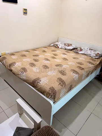 IKEA queen size bet with mattress