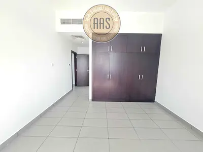 Spacious 2Bhk With Chiller Free Full Facilities