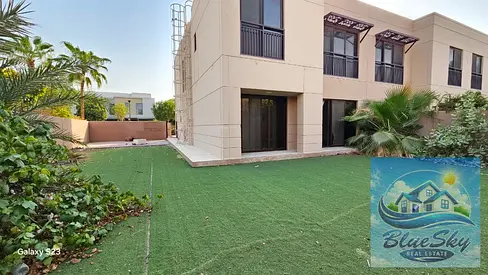 LAVISH 4BHK CORNER VILLA HUGE GARDEN/AL NARJIS AREA RENT 170K
