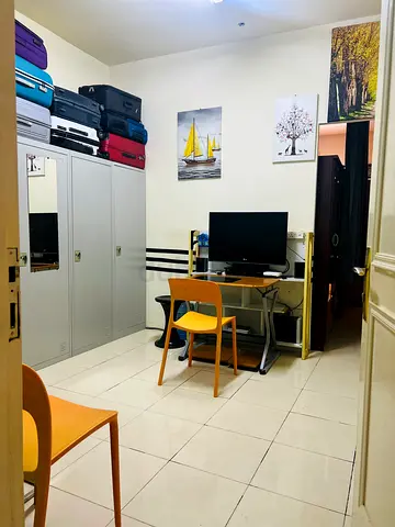 Kerala Executive Men’s Bedspace available in karama