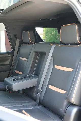 2023 GMC YUKON — миниатюра 7