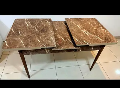 Mid-century style extendable coffee/table with brown marble top