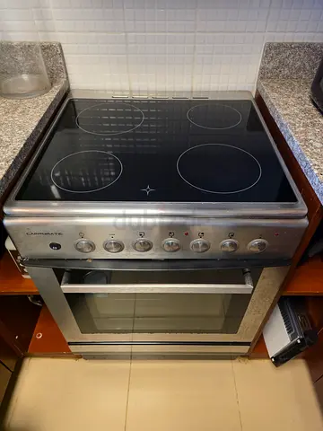 Used electric ceramic hob with built-in oven - good working condition