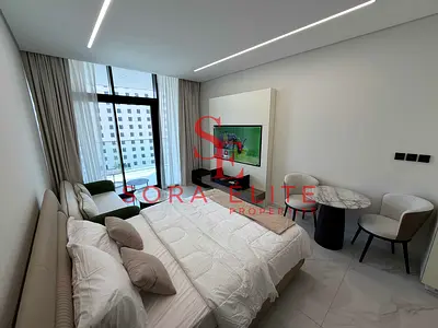 استوديو مفروش | برج سكاي هيلز 2 | إطلالات على المسبح والمدينة