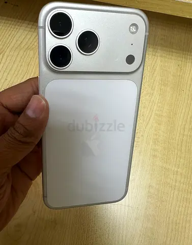 iPhone 17 pro Max 512GB , Screen Changed Phone