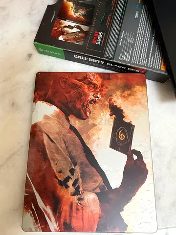 Call of Duty Black Ops 3 hardened edition with limited edition specialist art cards (steel book) +