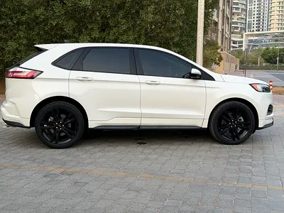 2021 Ford Edge ST — zdjęcie 11