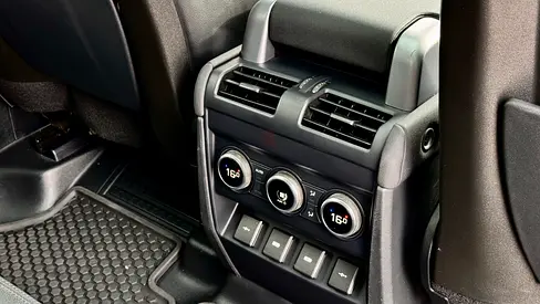 Land Rover Defender 110 SE P400, миниатюра 13