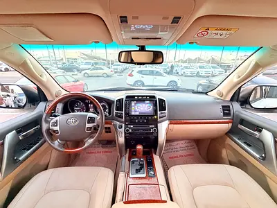 2014 Toyota LAND CRUISER — фото 11