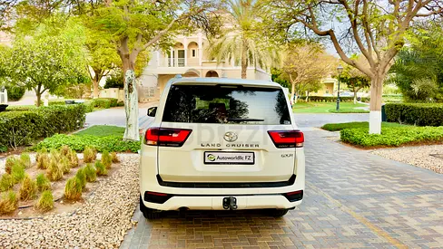 2026 Toyota Land Cruiser GXR — zdjęcie 6