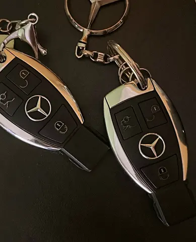 2010 Mercedes-BENZ E-CLASS 缩略图 11