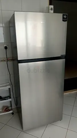 Stainless Steel Top-Freezer Refrigerator - Excellent Condition