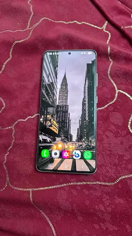 Samsung Galaxy S21 Ultra in good condition