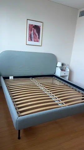 Queen fabric bed frame with slatted base – grey, very good condition. IKEA VADHEIM, 180 × 200