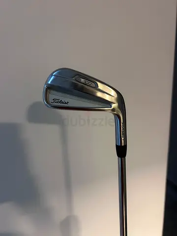 Titleist T100 4 - PW - Project X Rifle 6.0 Stiff Shaft