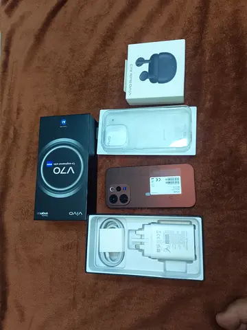 Vivo v70