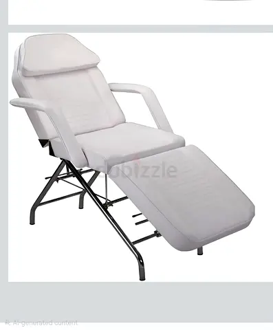 Adjustable White Salon / Spa Recliner Chair - Foldable Treatment Bed