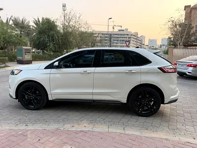 2021 Ford Edge ST — zdjęcie 12