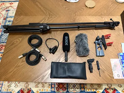 RØDE NTG5 Shotgun Mic Kit + K&M Boom Stand + XLR Cables