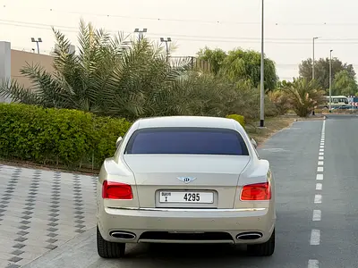 صورة 20 لـ 2014 Bentley FLYING SPUR