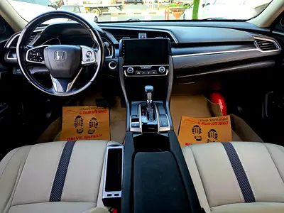 صورة 14 لـ 2021 Honda CIVIC