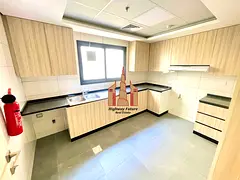 One Year Old Spacious 2Bhk Apartment With Maids Room 4 Bathrooms Balcony Built In Wardrobes Gym,Pool