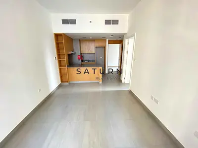 واسع | تصميم جديد | إضاءة طبيعية | شرفة كبيرة