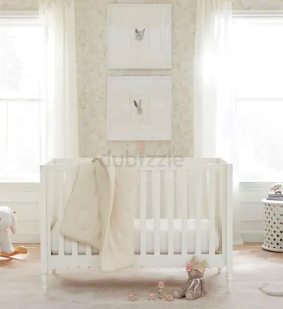 Baby crib with waterproof mattress,crib bumper,crib mobile