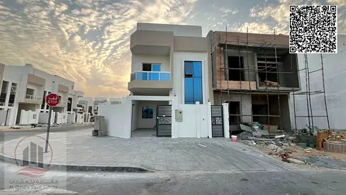 For sale in Al-Haliyo area | Corner villa with 4 bedrooms, majlis, living room, and roof, price including registration fees