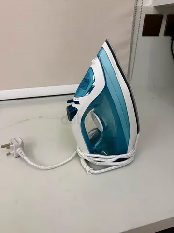 Steam Iron in Good Working Condition - Blue/White