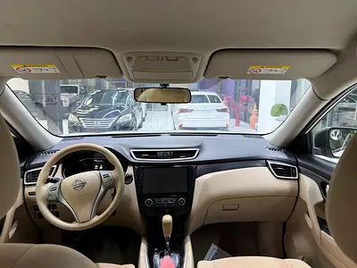 2015 Nissan X-TRAIL 照片 7