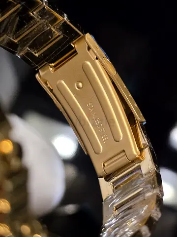 BRAND NEW Casio G-Shock Striking Custom Mod GM-2100 Gold
