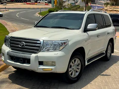 Toyota Land Cruiser GXR 2011 | GCC Specs | Well Maintained