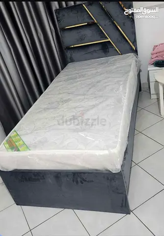 Single velvet bed frame with mattress - like new